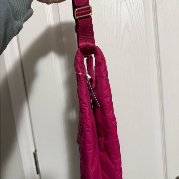 lululemon athletica Vibrant Pink Quilted Shoulder Bag - Picture 9 of 12